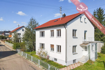 Roggenburg-Schießen: Modernisierungsbedürftiges Haus mit großzügigem Grundstück, 89297 Roggenburg / Schießen, Zweifamilienhaus