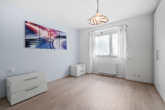 Betreutes Wohnen: 2-3 Zimmer-Wohnung in Ortsrandlage von Vöhringen - Schlafzimmer