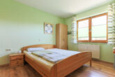 Einmalige Chance: Erdgeschosswohnung mit Gartenanteil in Weißenhorn - Schlafen